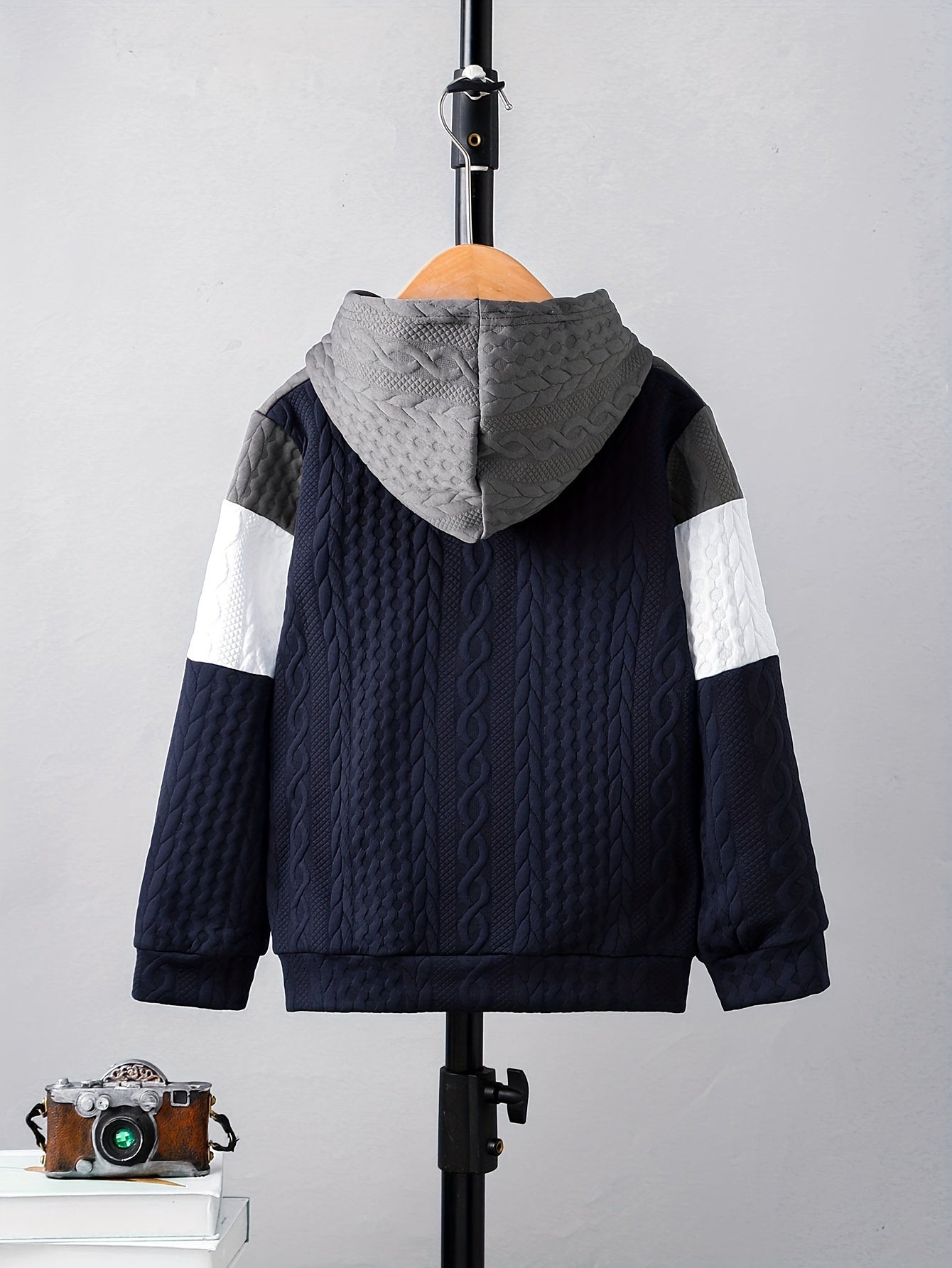 Sweat à capuche garçon du 7 ans au 13 ans