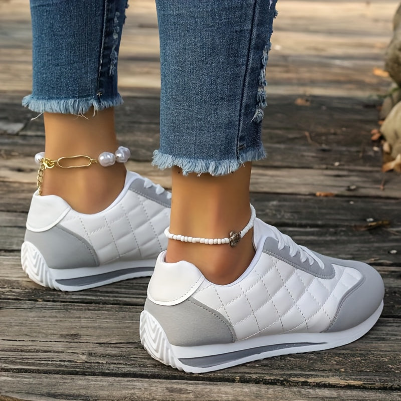 Baskets basses revêtement synthétique matelassé du 35 au 41