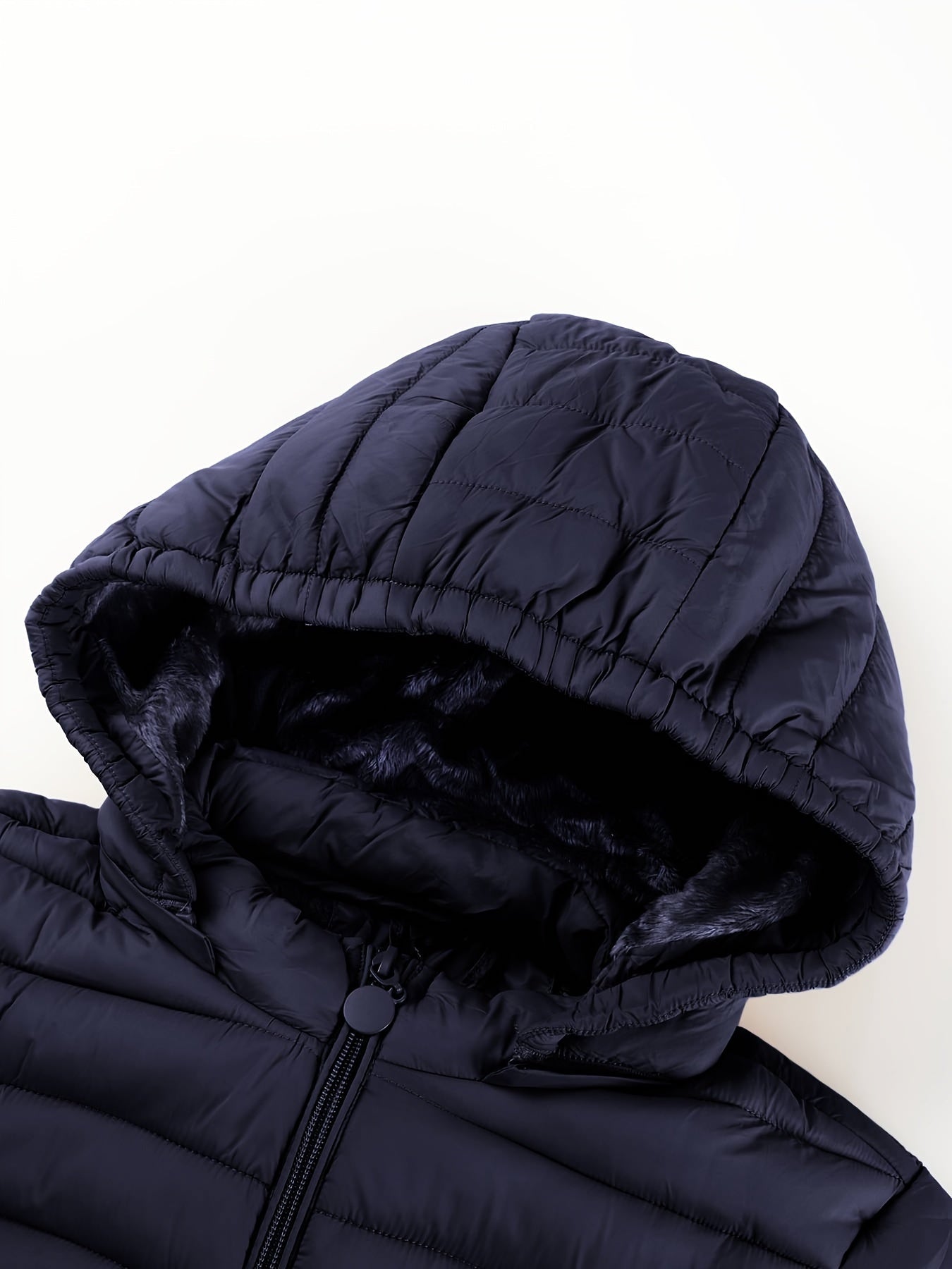 Veste d hiver légère à capuche femmes du XS au 2XL MAEJORKEN