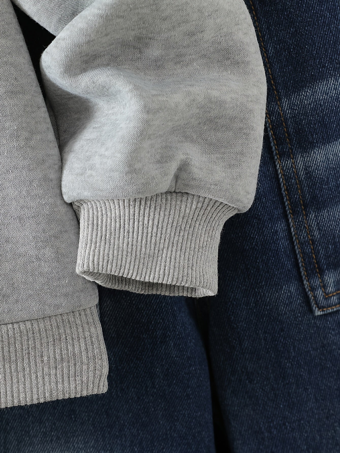 2025 New Boys' Fleece-Lined Hoodie Set - Autumn/Winter Thickened Style, SHORT FILM Letter Print Round Neck Top + Faux Denim Two-Piece Outfit for Ages 8-13, Trendy Kids' Clothing, Hand Washable & Easy Care, Warm Wear for Schoo MAEJORKEN