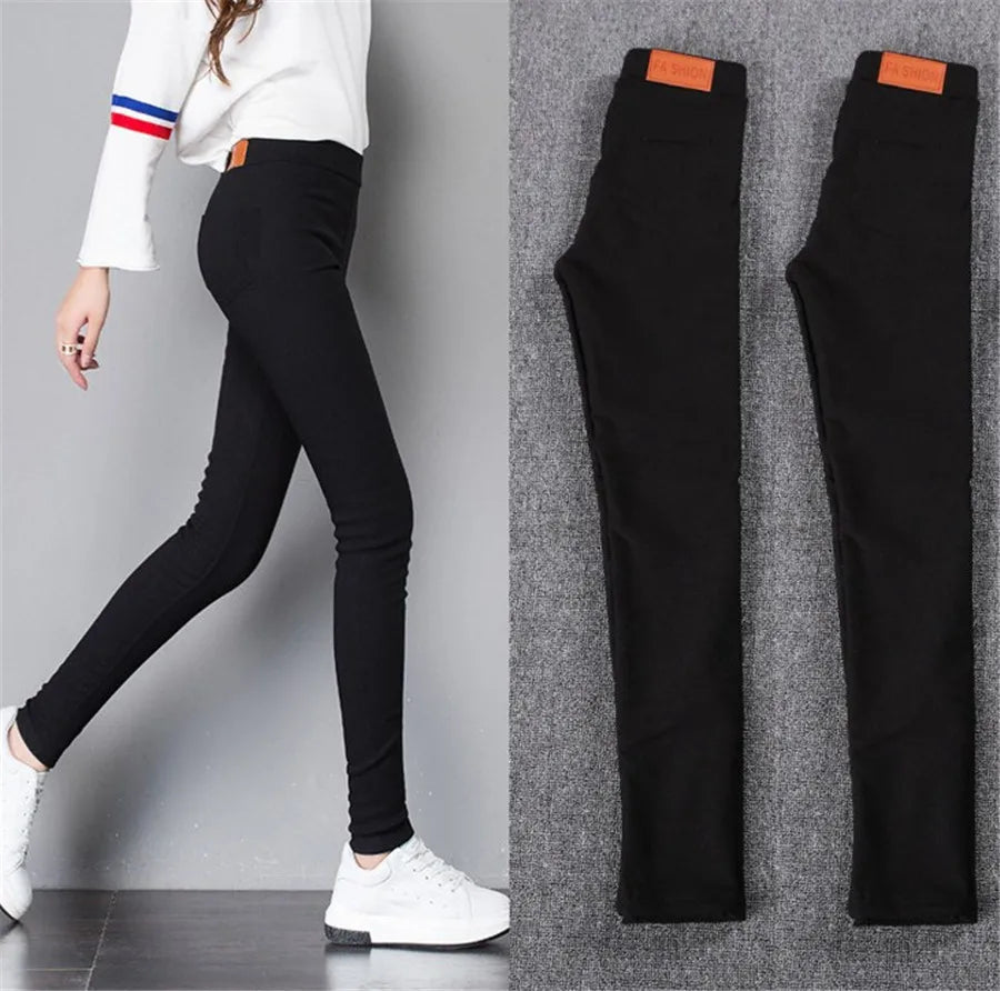 Jean slim extensible pour femme MAEJORKEN