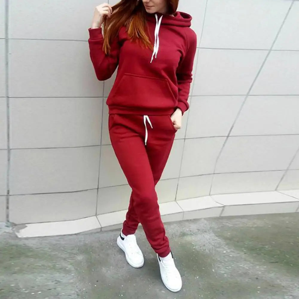 Survêtement deux pièces sweats à capuche + pantalons MAEJORKEN