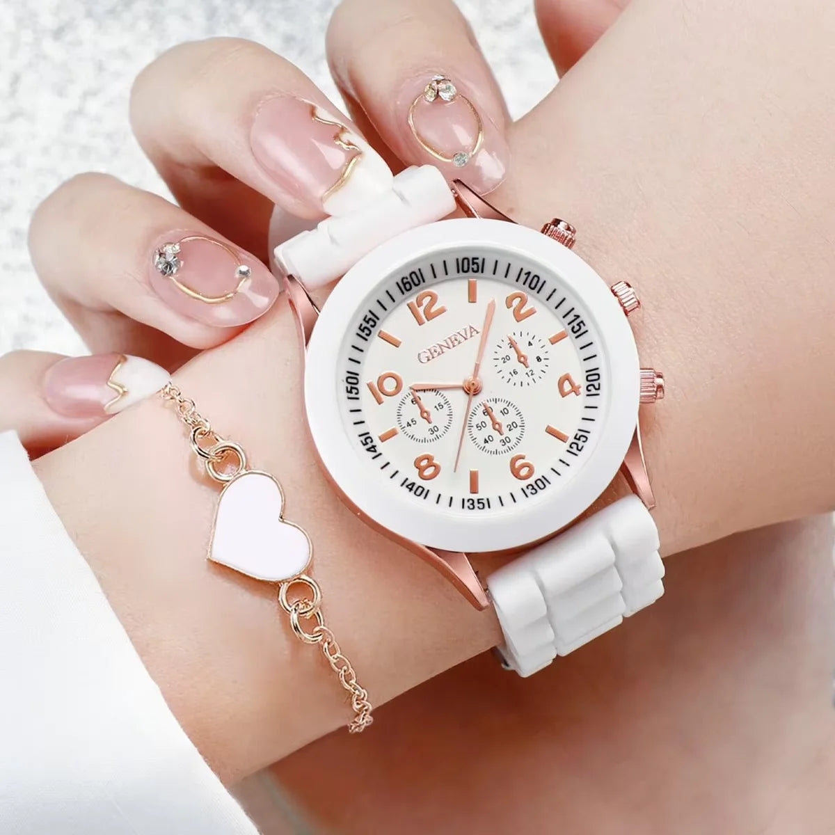 Ensemble de montres à quartz avec bracelet en silicone pour femme, horloge à la mode, cadeau pour fille, sans boîte, 5 pièces, 6 pièces MAEJORKEN
