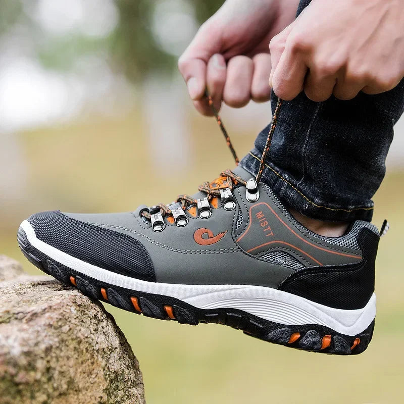 Chaussures de randonnée basses antidérapant MAEJORKEN