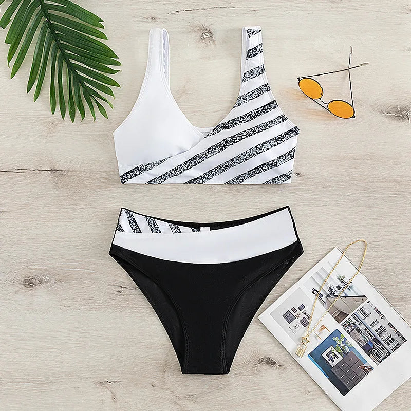 Maillot de bain blanc deux pièces micro rayé MAEJORKEN