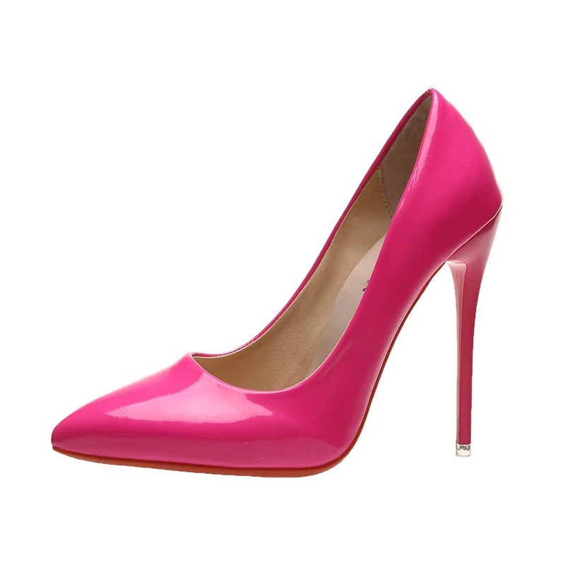 Chaussures à talons hauts cuir verni coloré