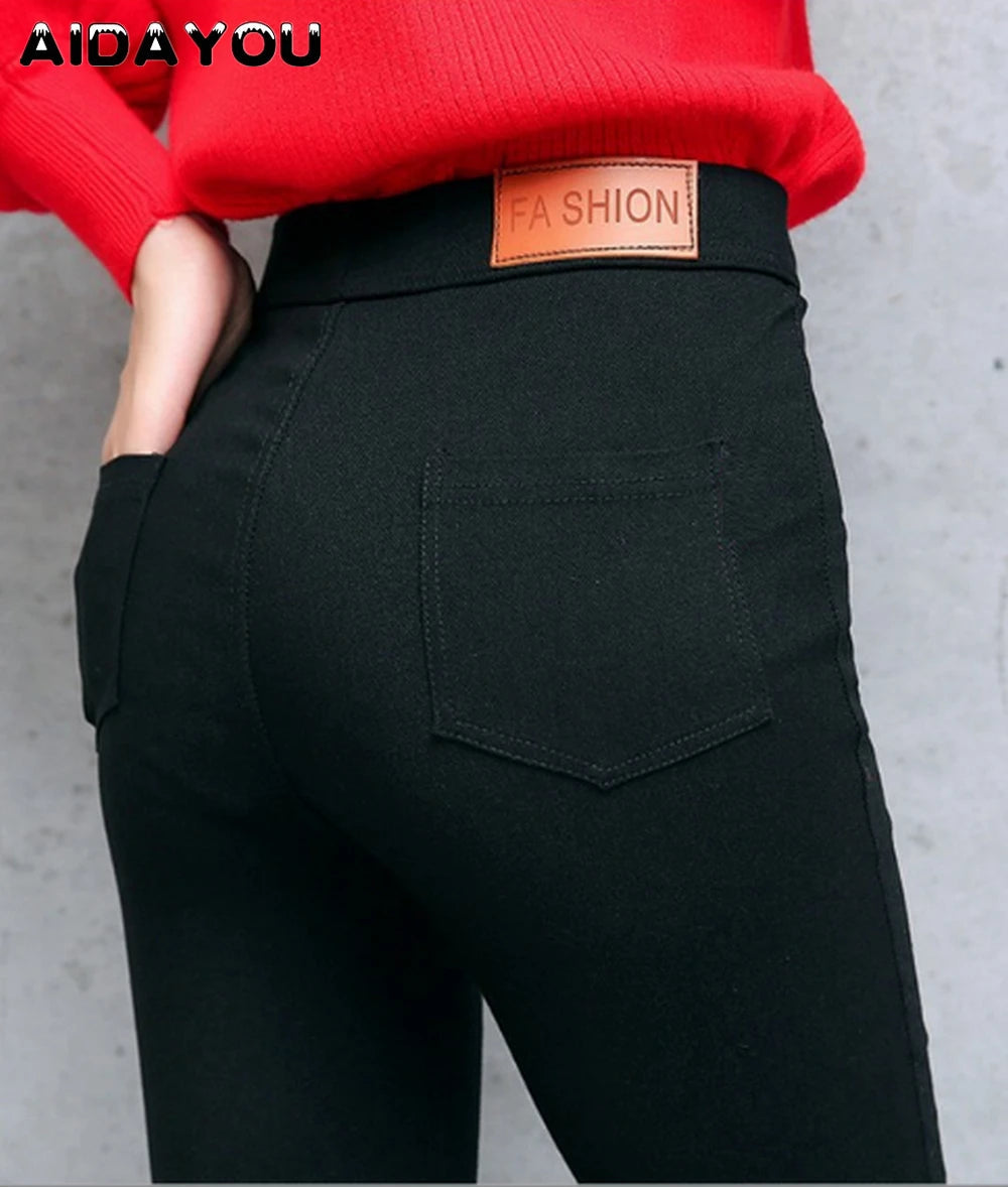 Jean slim extensible pour femme MAEJORKEN