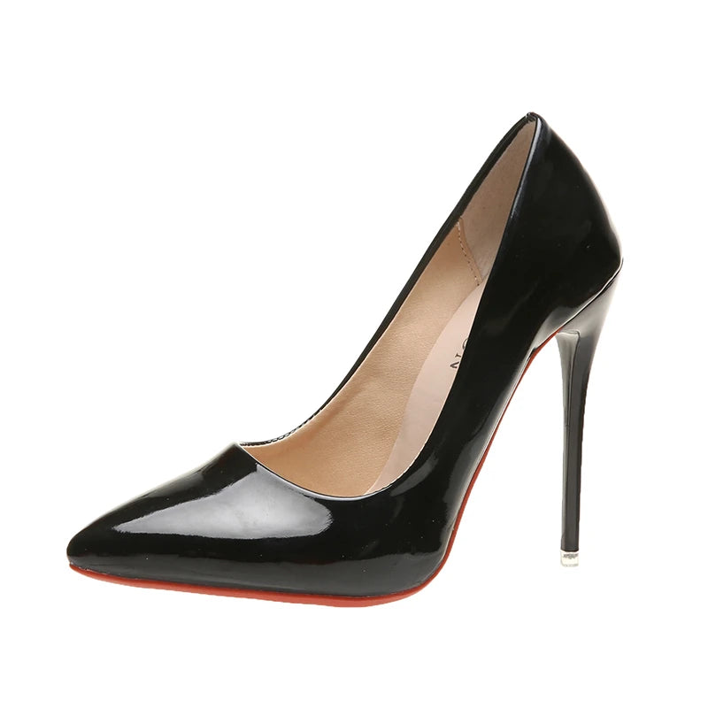 Chaussures à talons hauts cuir verni coloré