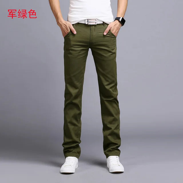 Pantalons droits élastiques classiques