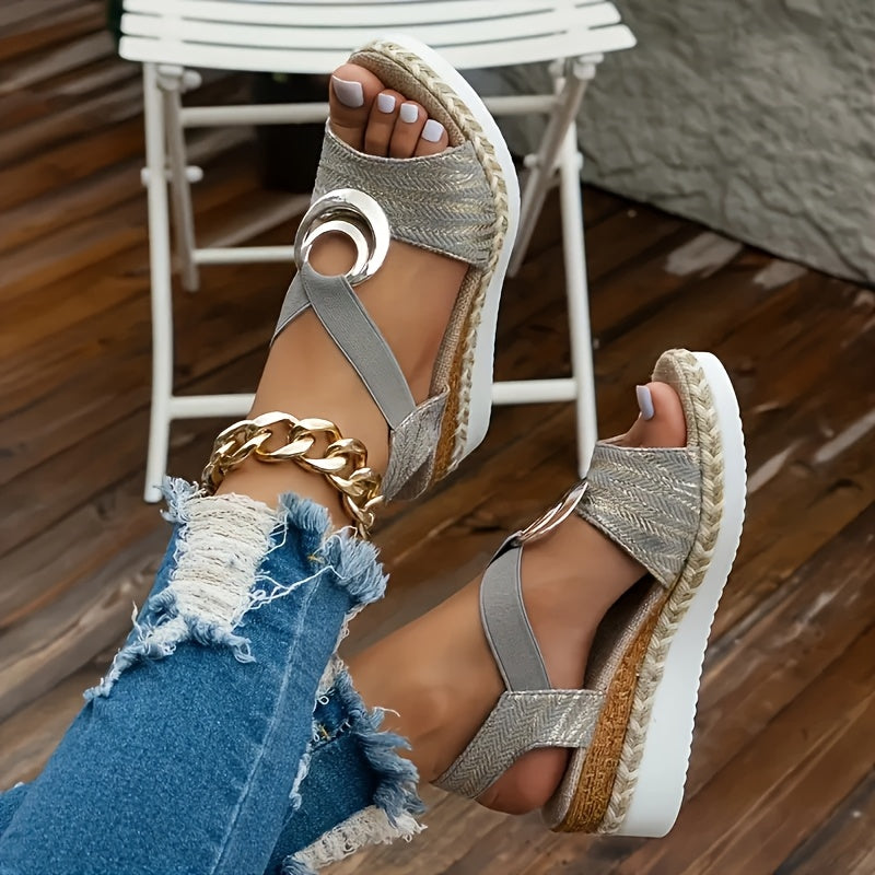 Sandales avec boucles en métal stylées à lanières du 35,5 au 42,5