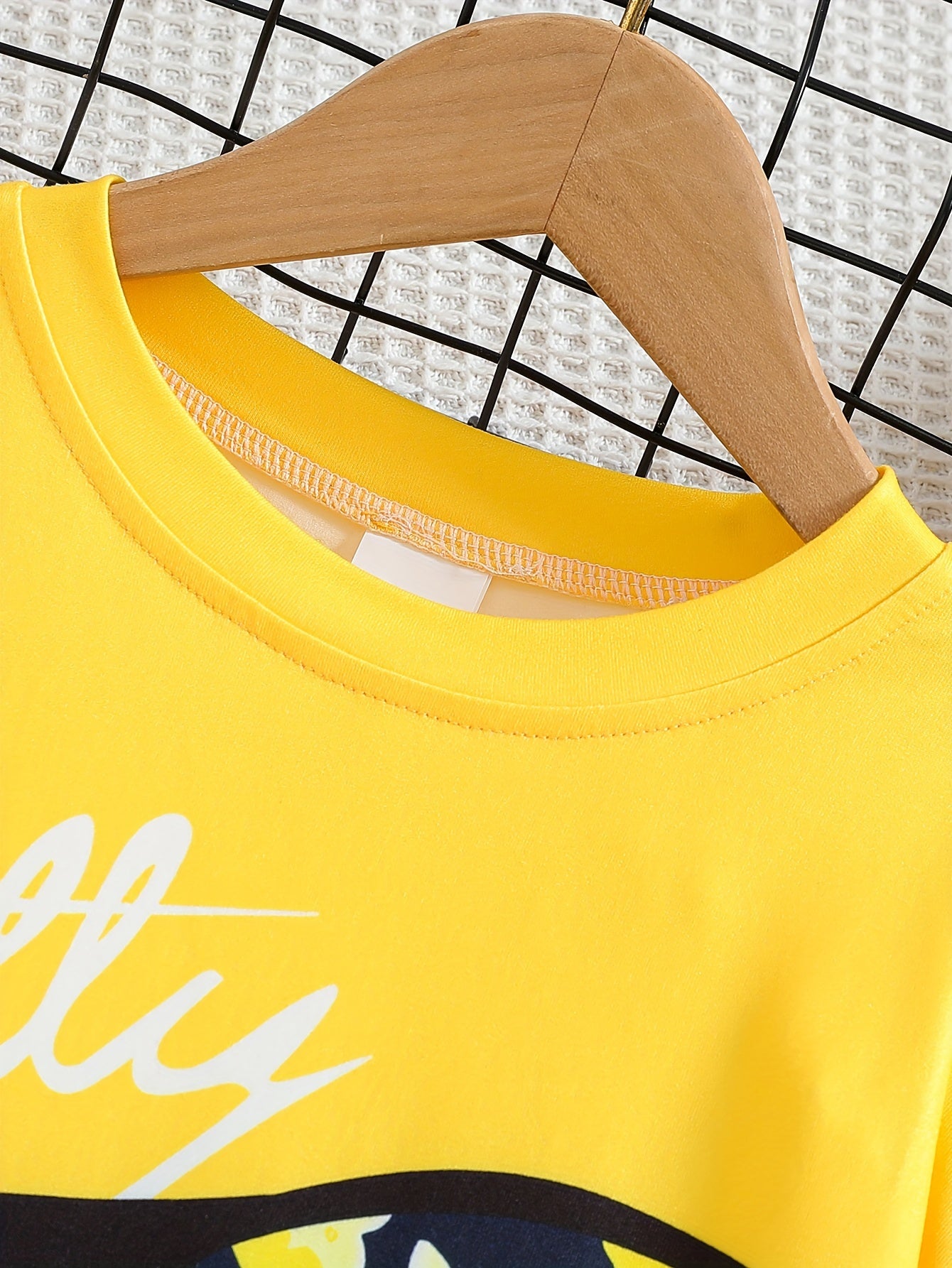 Ensemble de 2 pièces pour filles avec impression de grandes lunettes et motif de citation, t-shirt loose à épaules dénudées avec design asymétrique + leggins courts à imprimé floral du 4 au 8 ans