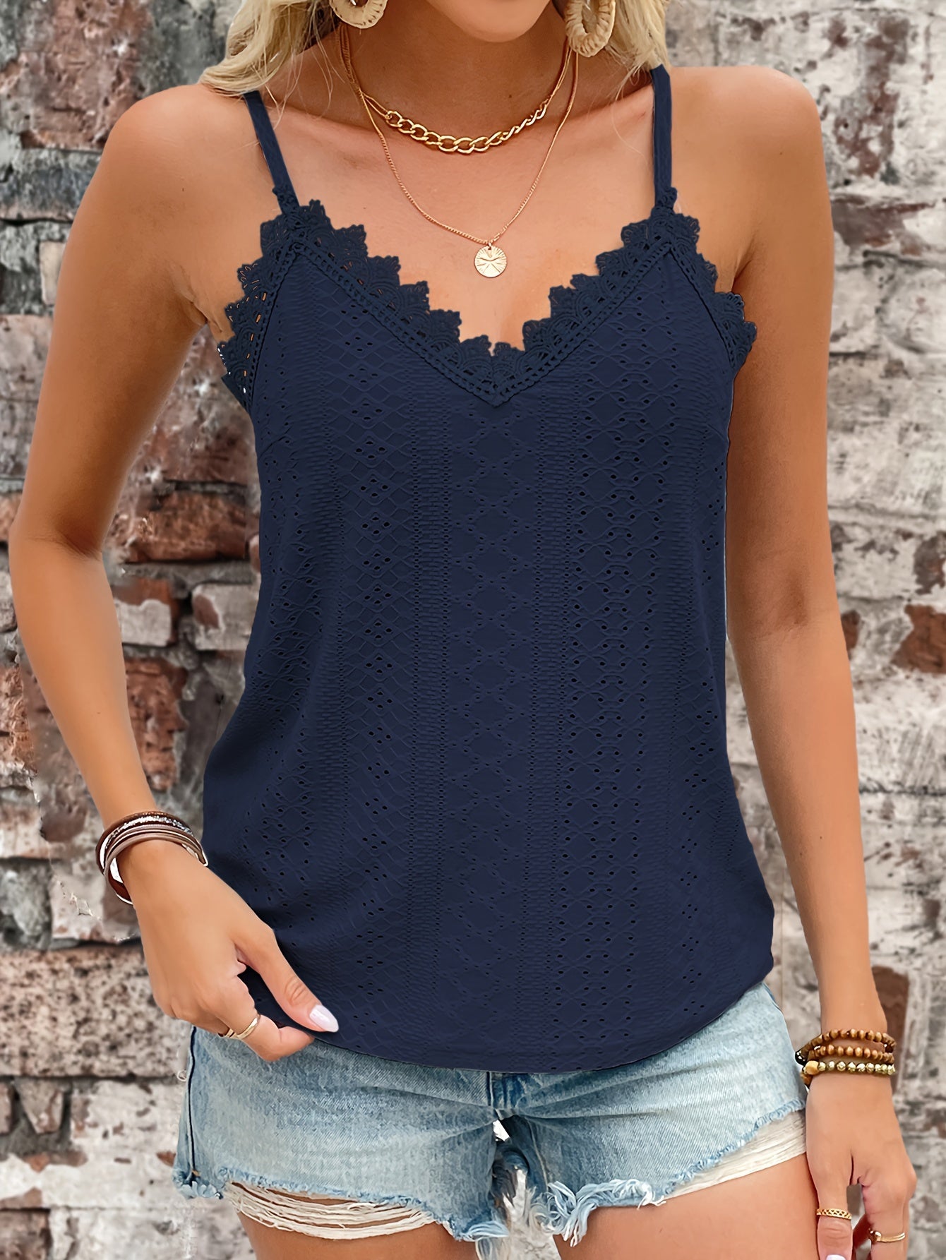 Haut en dentelle contrastée à œillets du S au 2XL