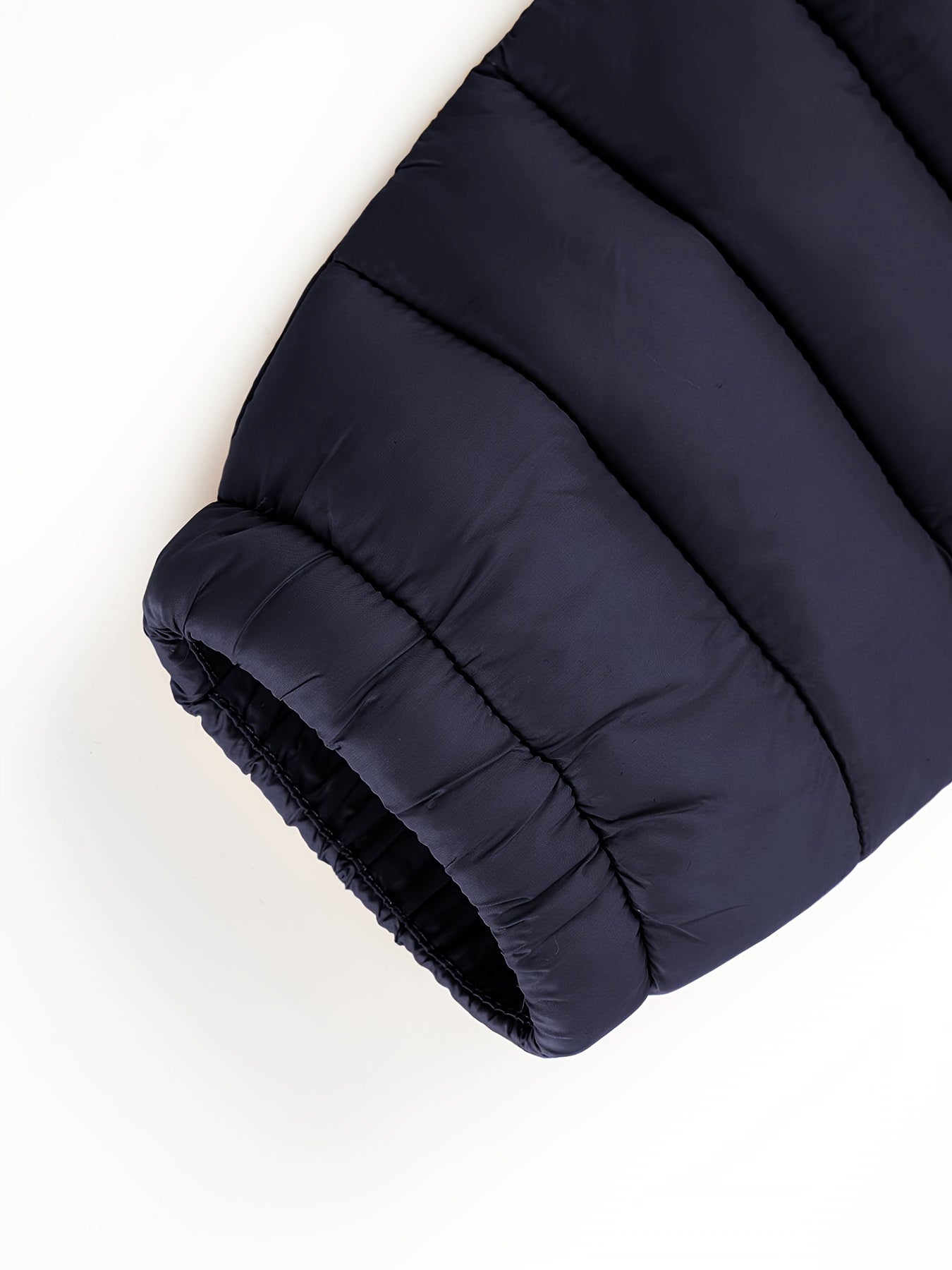 Veste d hiver légère à capuche femmes du XS au 2XL MAEJORKEN