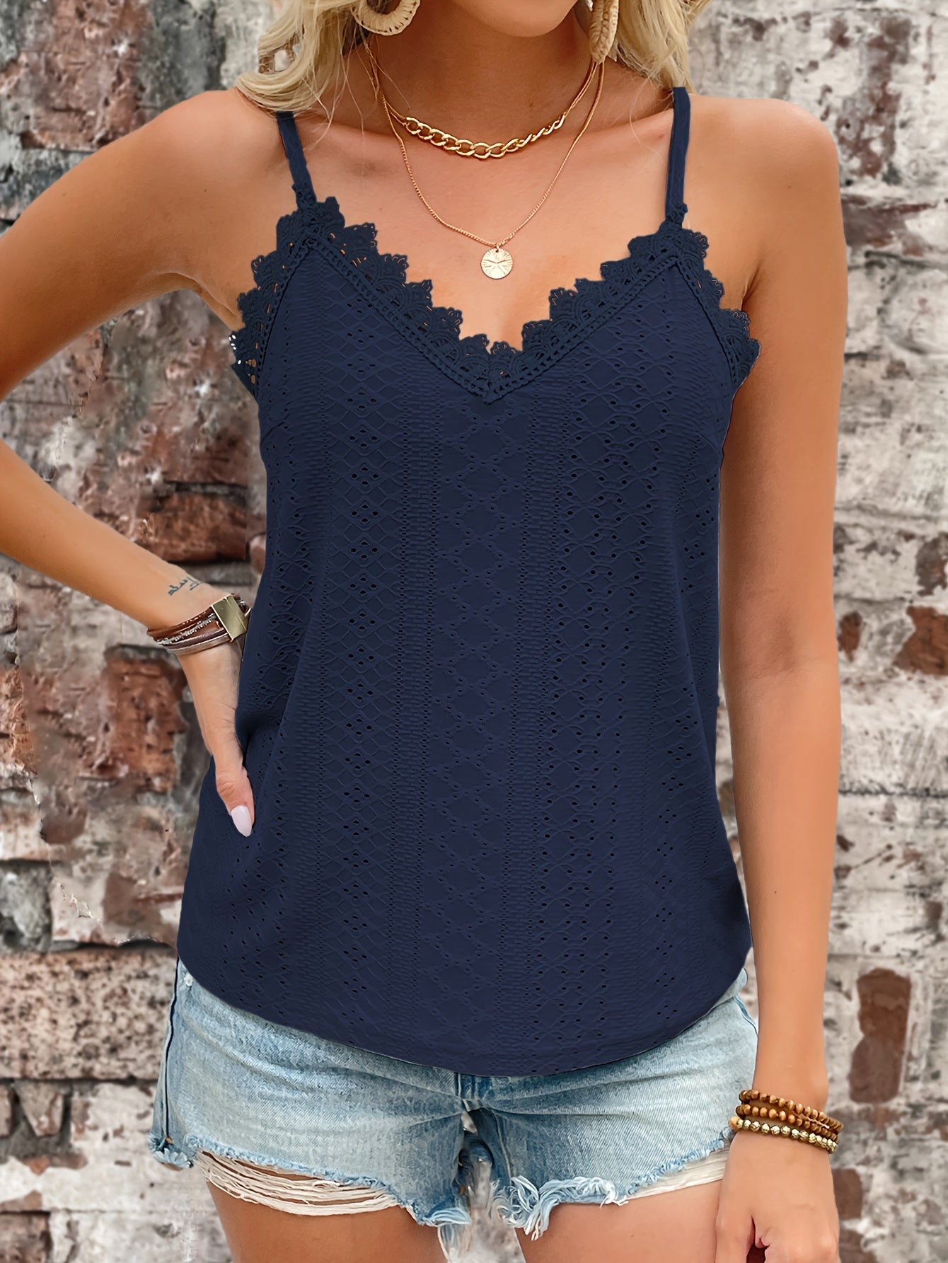 Haut en dentelle contrastée à œillets du S au 2XL