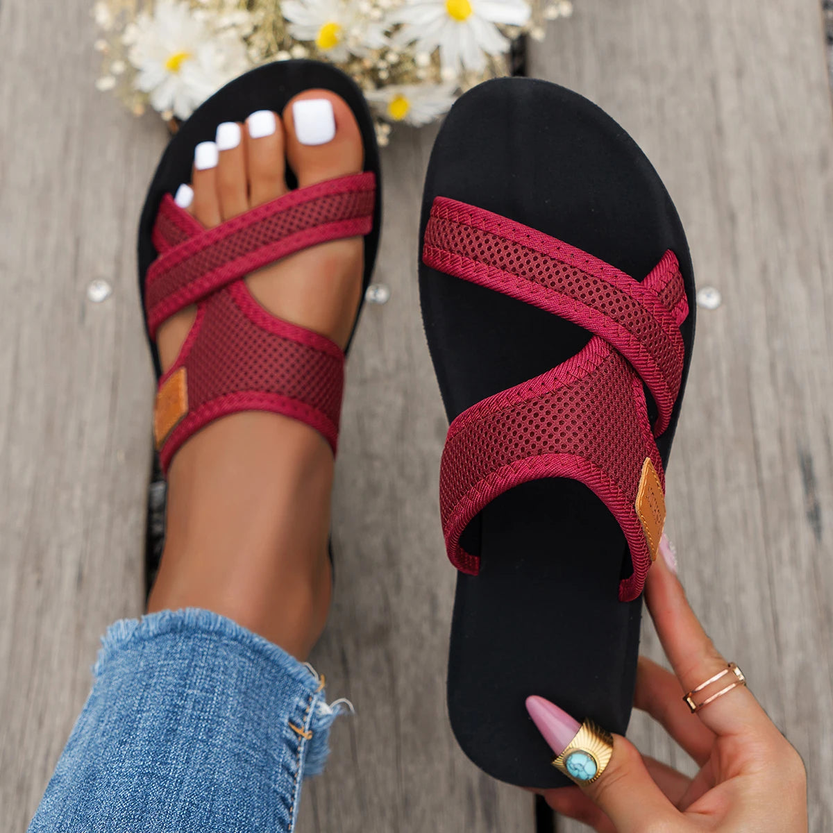 Sandales pour femmes de style sportif, à la mode et polyvalentes, en tissu maillé, respirantes, confortables, respectueuses de la peau, adaptées à un usage intérieur et extérieur, sandales plates MAEJORKEN
