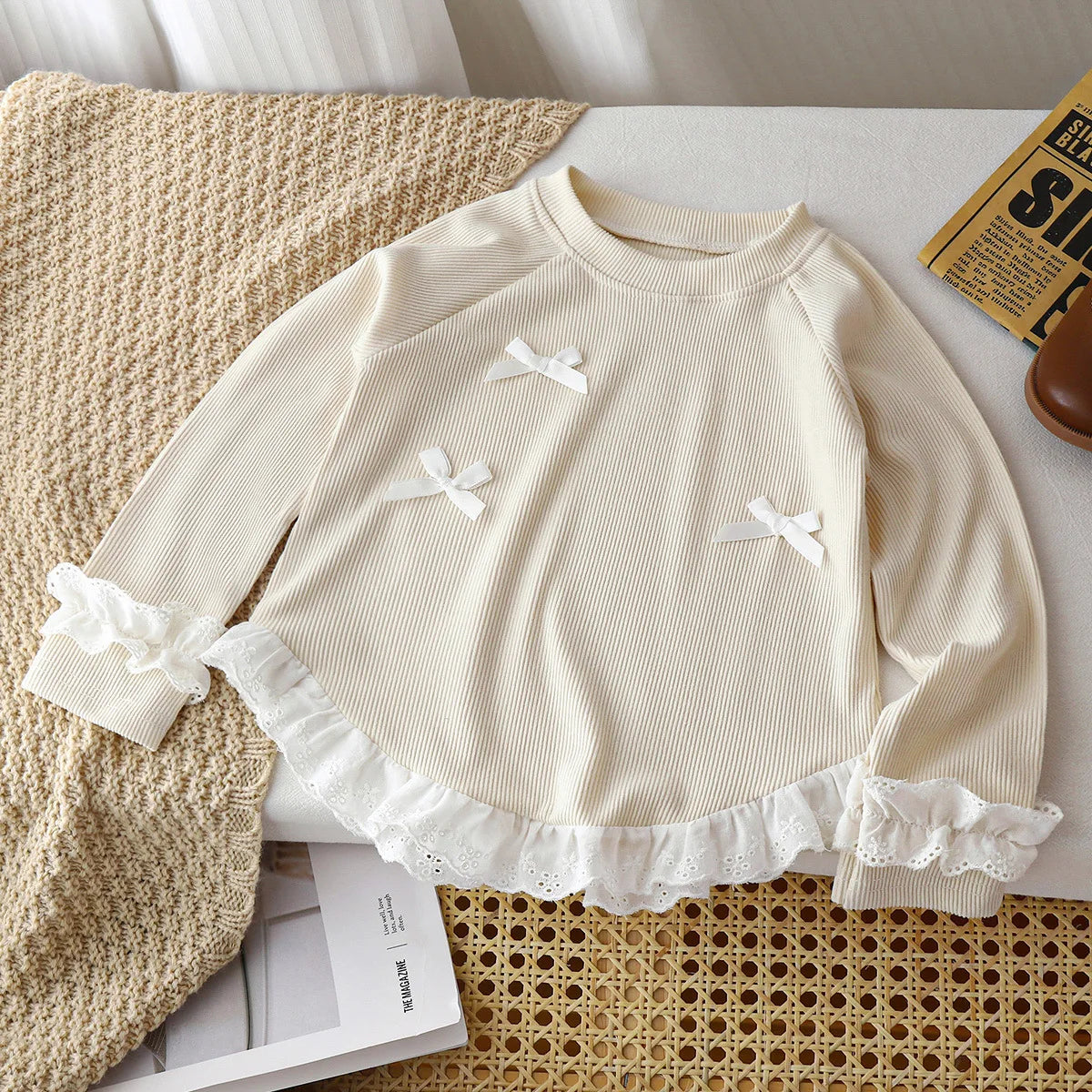 T-shirt à manches longues pour filles, avec nœud en dentelle, Style coréen, chemise inférieure de printemps pour enfants, nouvelle collection automne MAEJORKEN