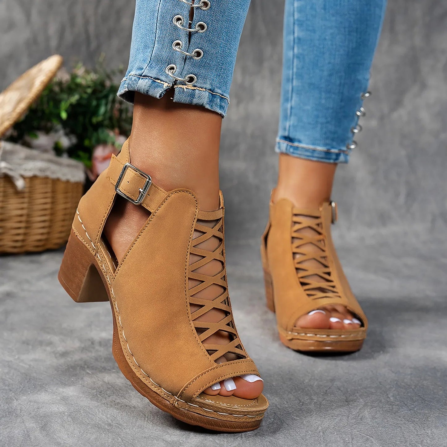 Sandales d'été élégantes pour femmes, talons épais compensés, talons hauts épais, bout ouvert, croix creuse, chaussures polyvalentes de mariage MAEJORKEN