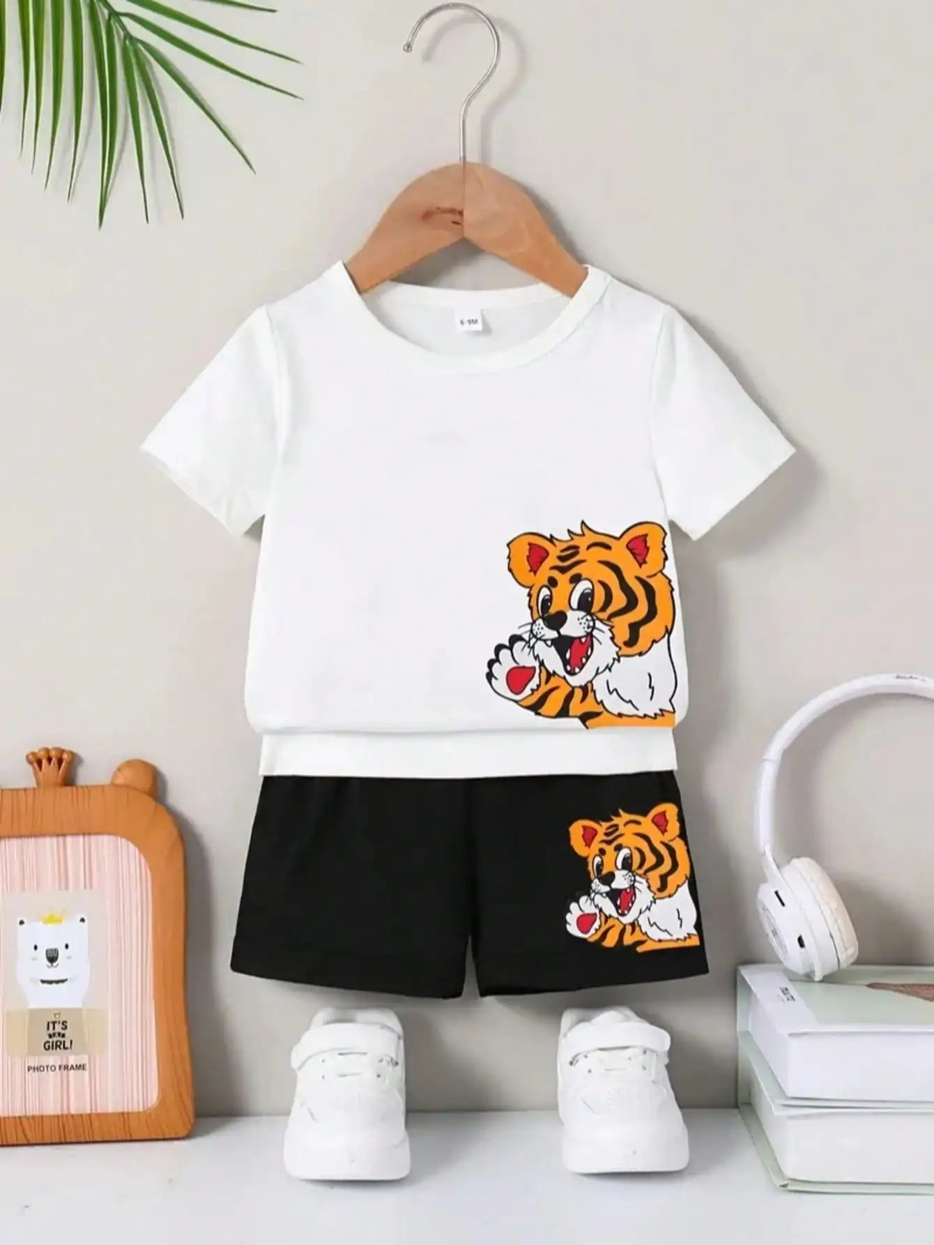 Ensemble de vêtements d'été pour enfants, T-shirt à col rond imprimé tigre, haut + short à taille élastique imprimé tigre, couleur unie du 6 mois au 3 ans MAEJORKEN