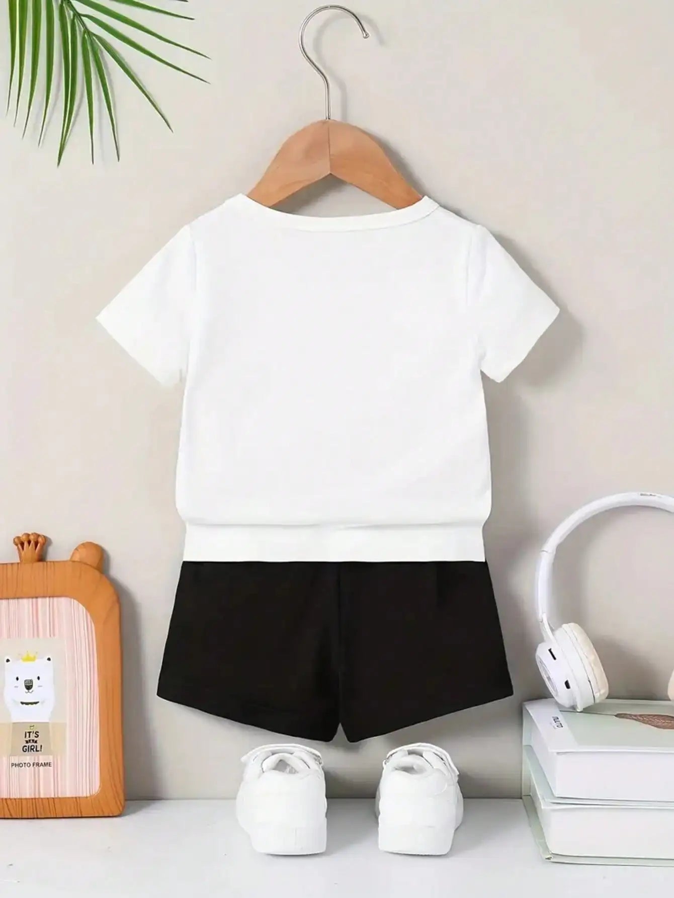Ensemble de vêtements d'été pour enfants, T-shirt à col rond imprimé tigre, haut + short à taille élastique imprimé tigre, couleur unie du 6 mois au 3 ans MAEJORKEN