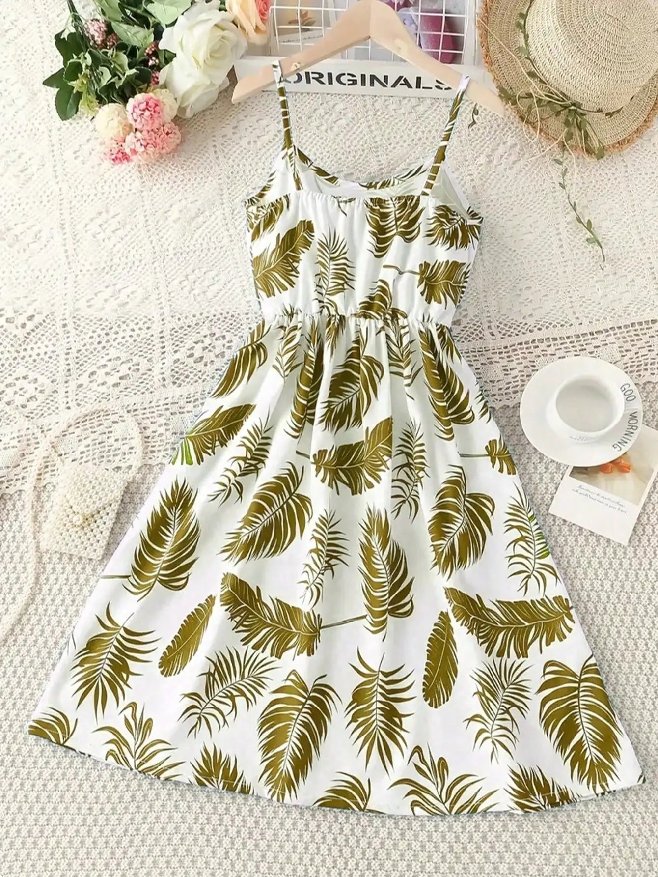 Combinaison d'été sans manches à imprimé feuilles pour fille - mélange de polyester extensible décontracté, design épaules dénudées, longueur genou, jupe de plage MAEJORKEN