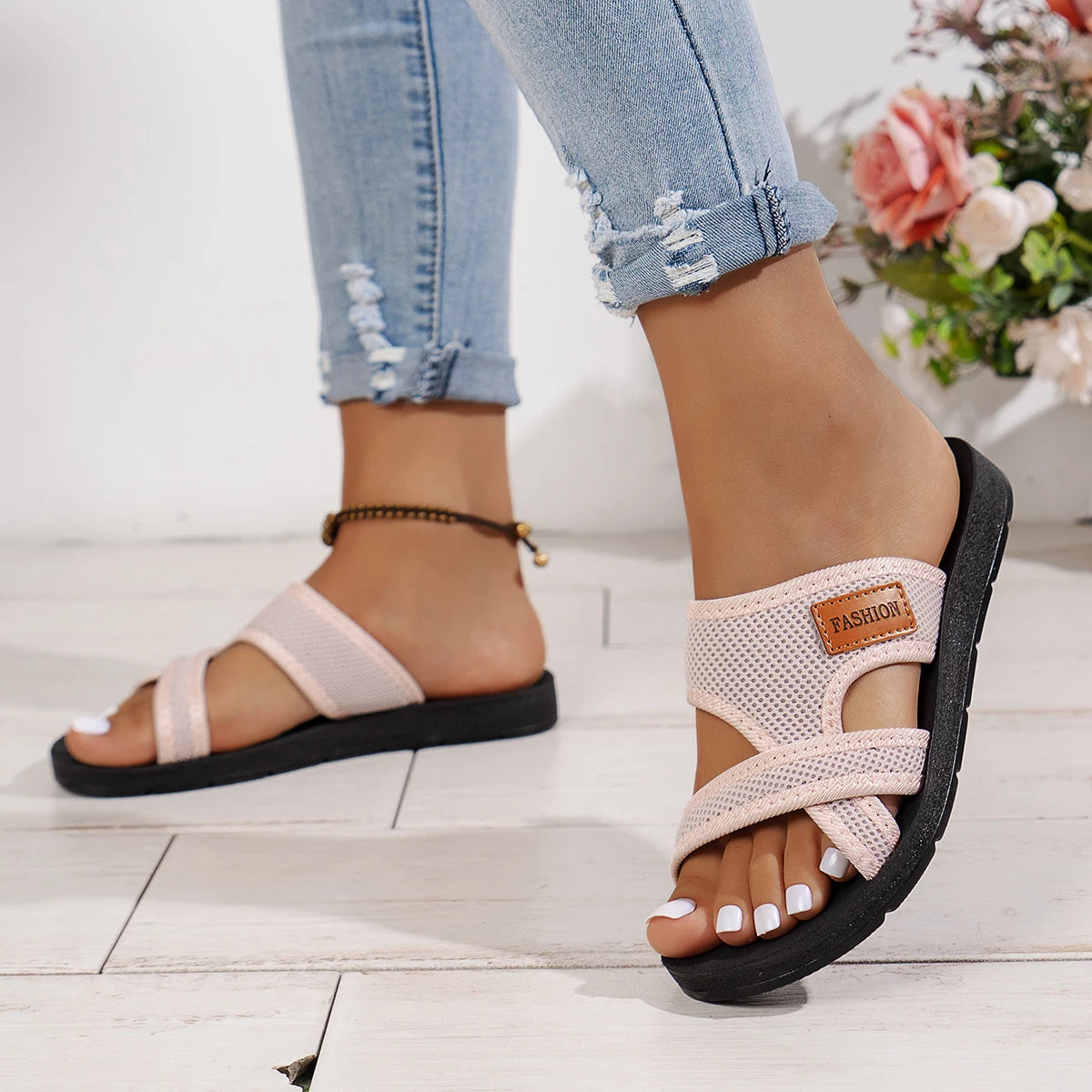 Sandales pour femmes de style sportif, à la mode et polyvalentes, en tissu maillé, respirantes, confortables, respectueuses de la peau, adaptées à un usage intérieur et extérieur, sandales plates MAEJORKEN