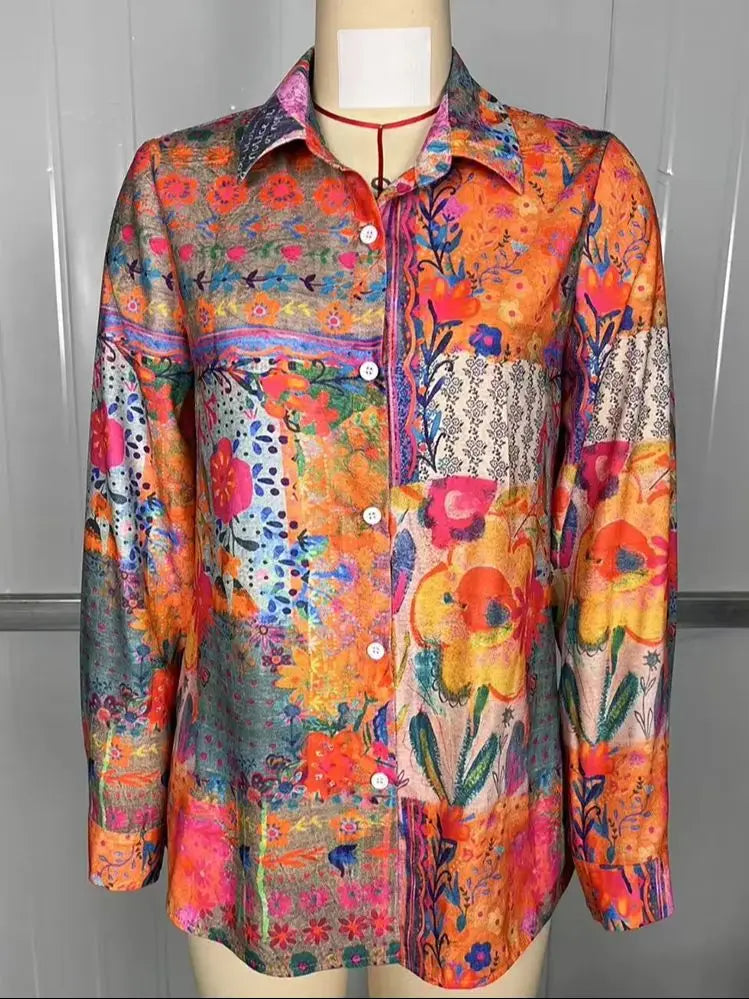Cette chemise à manches longues de style bohème rétro avec motifs floraux colorés est tendance, polyvalente et accrocheuse. MAEJORKEN