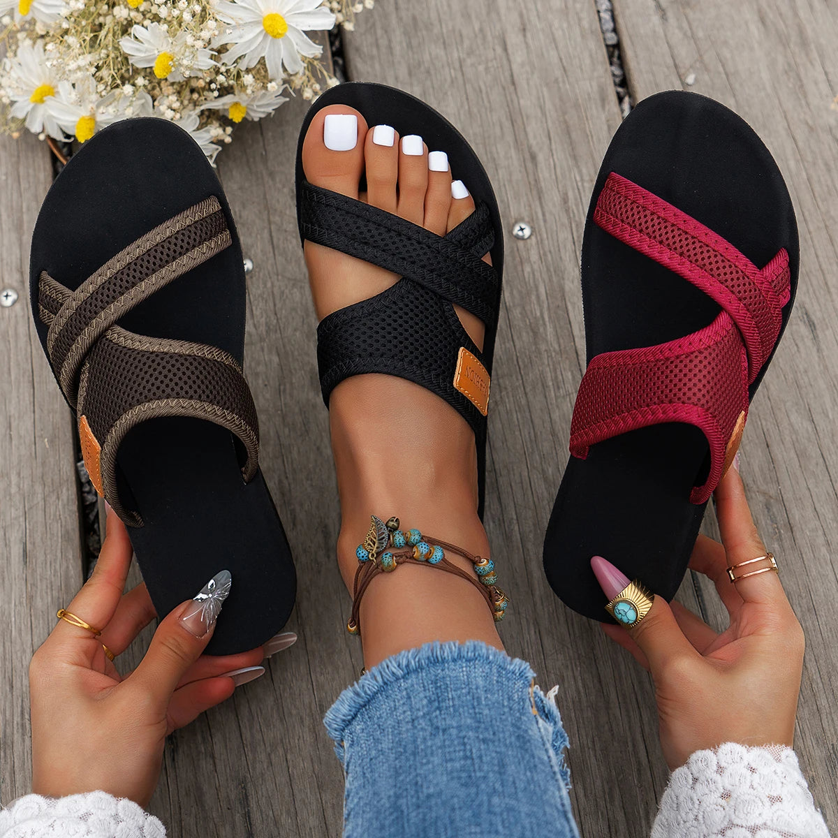 Sandales pour femmes de style sportif, à la mode et polyvalentes, en tissu maillé, respirantes, confortables, respectueuses de la peau, adaptées à un usage intérieur et extérieur, sandales plates MAEJORKEN