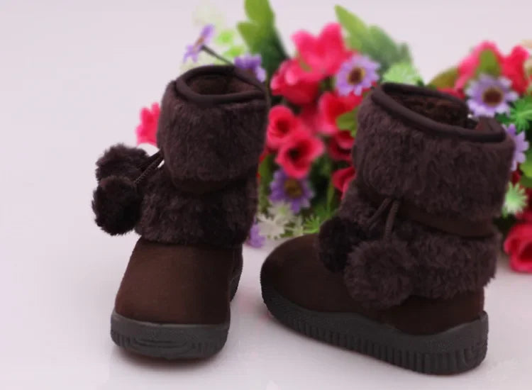 Bottes de neige pour filles, confortables, épaisses et chaudes, pour enfants, boule épaisse, mignonnes, chaussures de princesse, automne, 2023 MAEJORKEN
