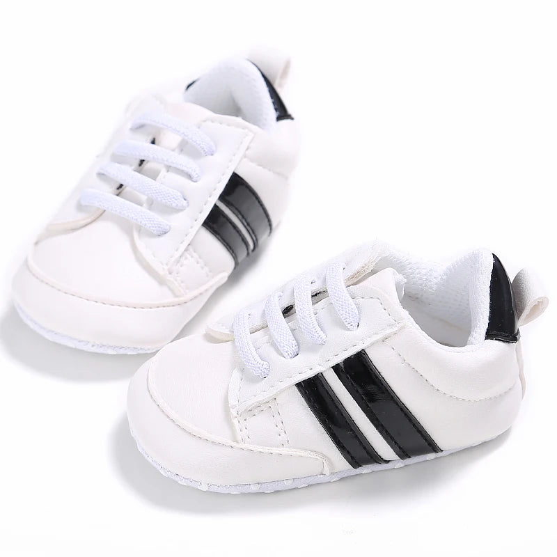 Enfant en bas âge bébé fille chaussures 0 à 3 6 9 12 18 24 mois décontracté mignon or blanc bébé garçon chaussures premiers marcheurs doux berceau chaussures Infantil MAEJORKEN