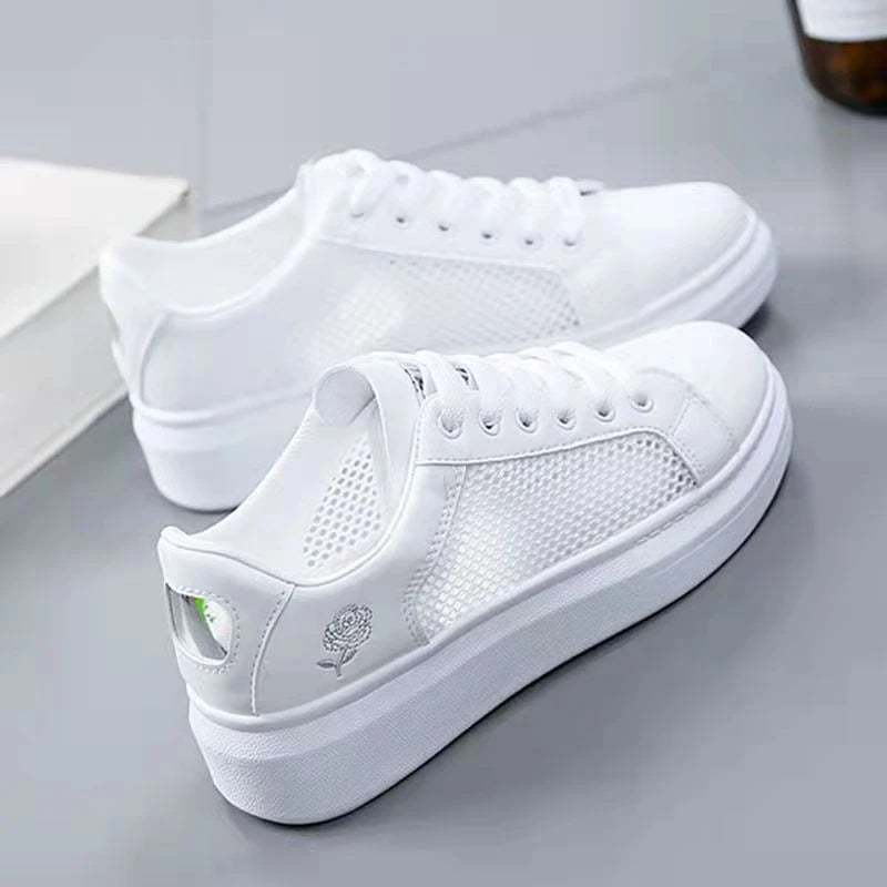 Chaussures De course blanches respirantes à lacets pour femmes, baskets décontractées à fleurs brodées, mode printemps-automne 2023 MAEJORKEN