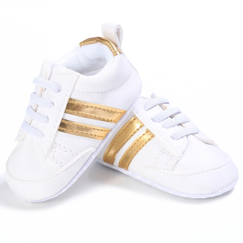 Enfant en bas âge bébé fille chaussures 0 à 3 6 9 12 18 24 mois décontracté mignon or blanc bébé garçon chaussures premiers marcheurs doux berceau chaussures Infantil MAEJORKEN