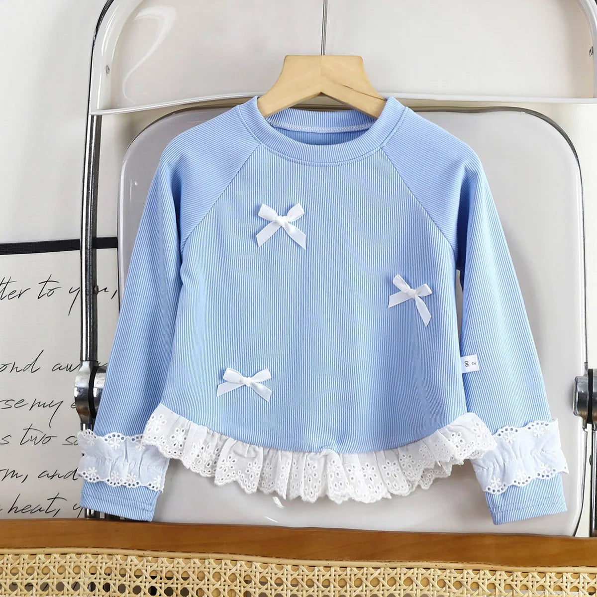 T-shirt à manches longues pour filles, avec nœud en dentelle, Style coréen, chemise inférieure de printemps pour enfants, nouvelle collection automne MAEJORKEN