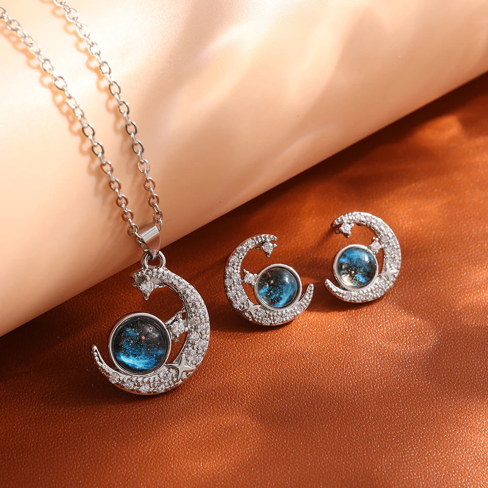 Collier de la série Star Series en acier au titane pour femme, pendentif planète lune et astronome, colliers de la présidence, cadeaux de bijoux, document doré, luxe abordable MAEJORKEN