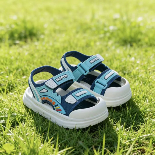Nouvelles sandales d'été 2026 pour garçons, à bout fermé, semelle souple antidérapante, chaussures de plage à scratch pour bébés et tout-petits MAEJORKEN
