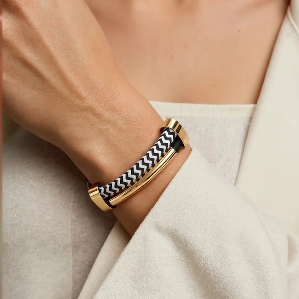 Ensemble de 2 pièces, nouvelle mode, noir et blanc, Double ligne épaisse, Tube métallique, collier et Bracelet de Style Hip-Hop exagéré, pour un usage quotidien MAEJORKEN