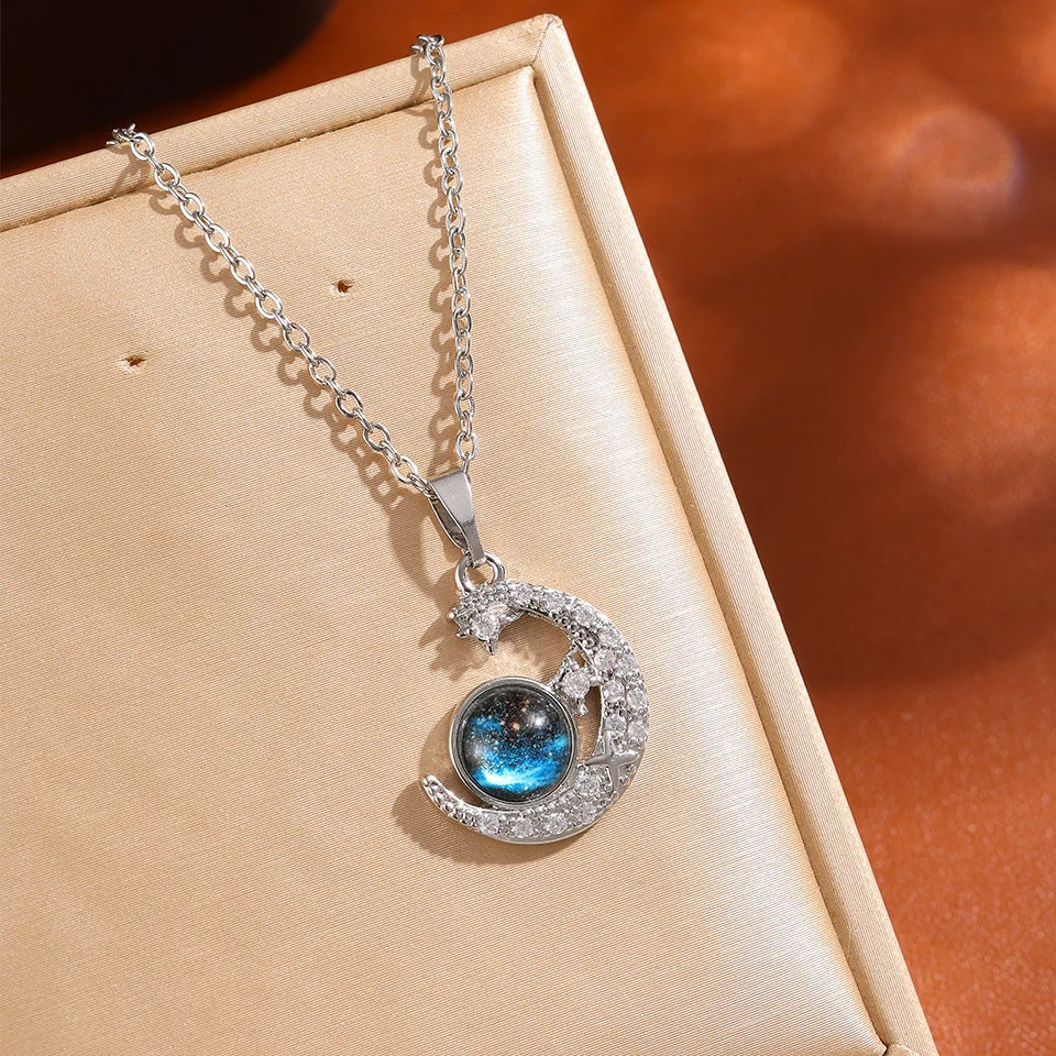 Collier de la série Star Series en acier au titane pour femme, pendentif planète lune et astronome, colliers de la présidence, cadeaux de bijoux, document doré, luxe abordable MAEJORKEN