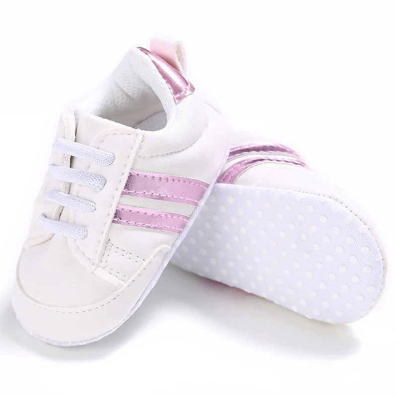 Enfant en bas âge bébé fille chaussures 0 à 3 6 9 12 18 24 mois décontracté mignon or blanc bébé garçon chaussures premiers marcheurs doux berceau chaussures Infantil MAEJORKEN