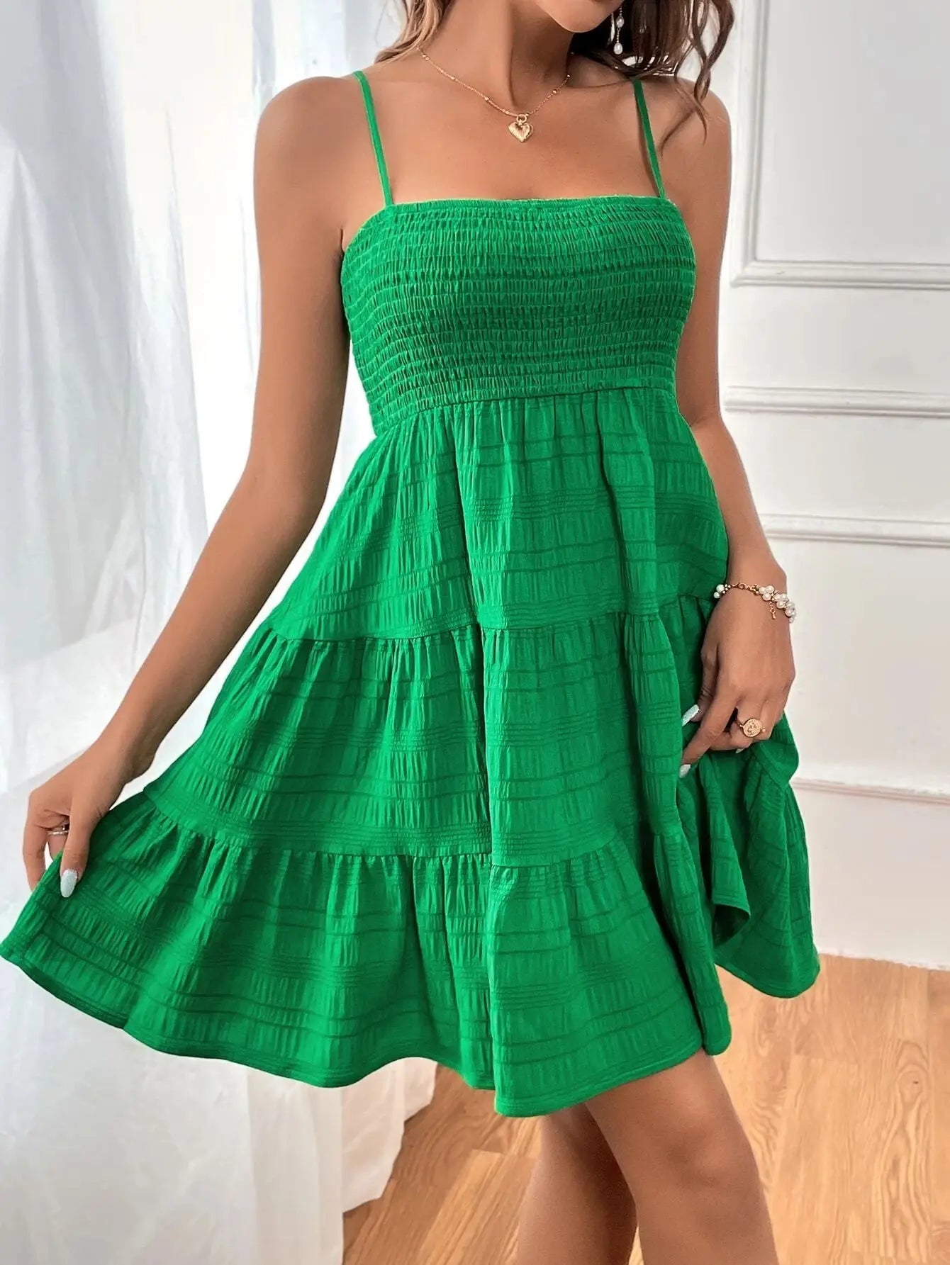 Mode femme Spaghetti sangle smocké Bustier Mini robe bleu à volants à plusieurs niveaux robe trapèze été décontracté vacances vêtements de plage du S au 2XL MAEJORKEN