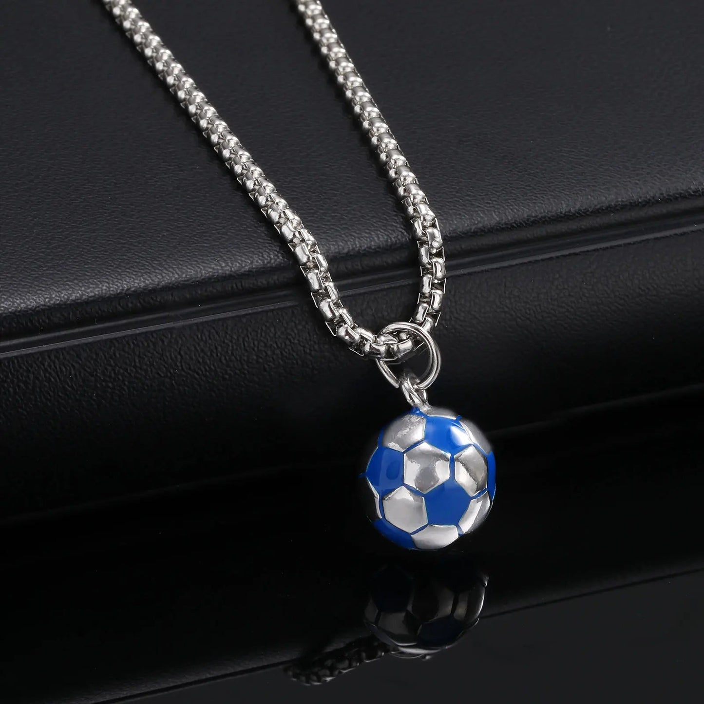 Vnox – colliers de Football 3D pour hommes, pendentifs Scoocer décontractés en acier inoxydable massif, cadeaux pour amoureux du sport pour garçons MAEJORKEN