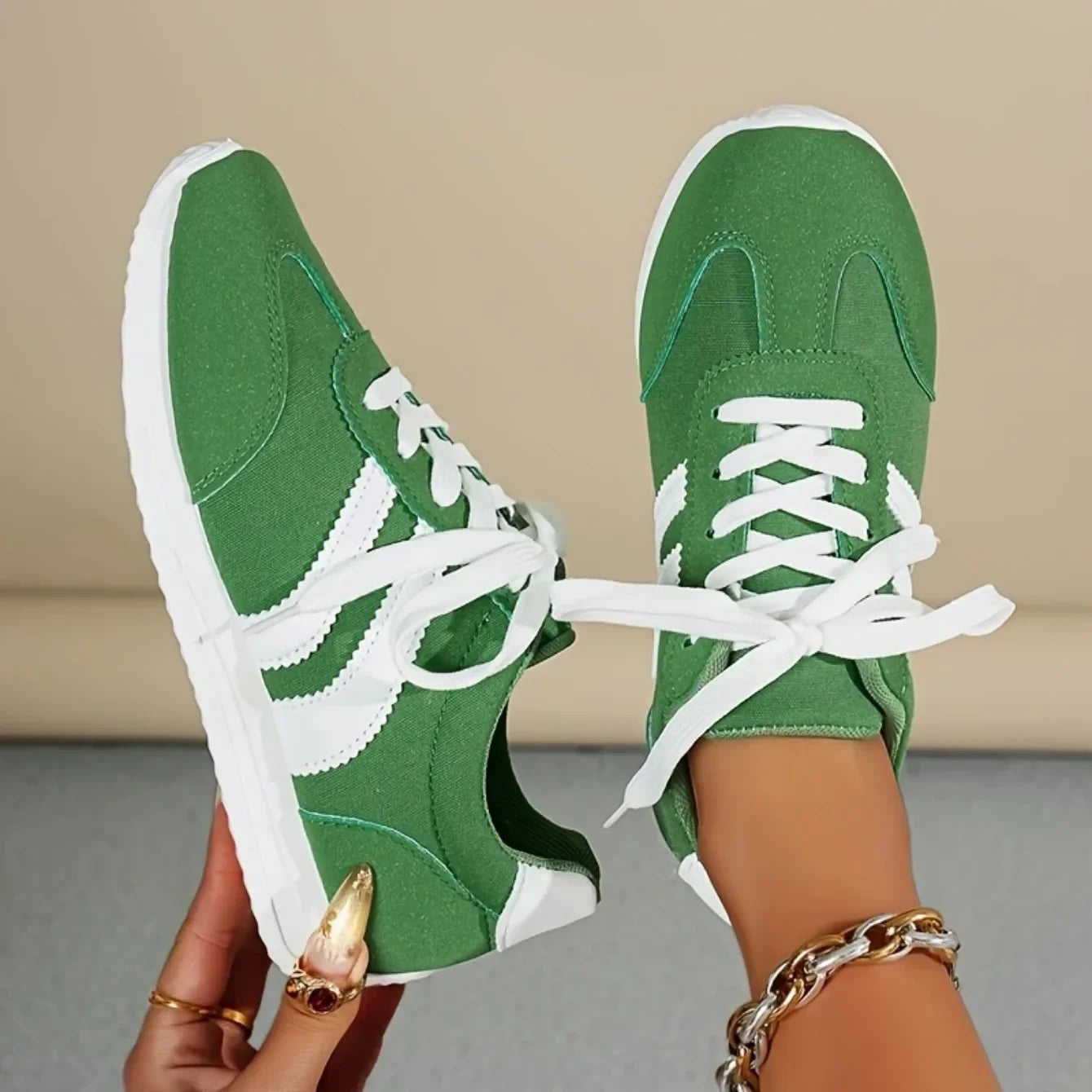 2025 printemps nouvelles femmes baskets confortable en plein air mode polyvalent plat espadrilles décontractées à lacets femmes chaussures de sport grande taille MAEJORKEN