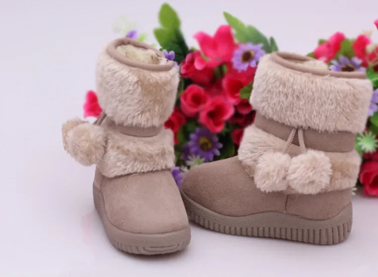 Bottes de neige pour filles, confortables, épaisses et chaudes, pour enfants, boule épaisse, mignonnes, chaussures de princesse, automne, 2023 MAEJORKEN
