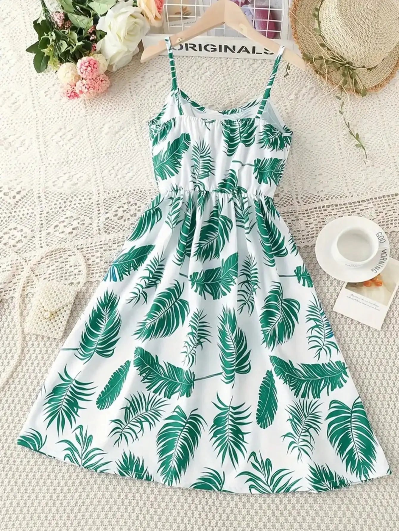 Combinaison d'été sans manches à imprimé feuilles pour fille - mélange de polyester extensible décontracté, design épaules dénudées, longueur genou, jupe de plage MAEJORKEN