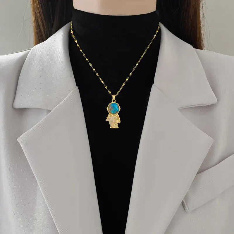 Collier de la série Star Series en acier au titane pour femme, pendentif planète lune et astronome, colliers de la présidence, cadeaux de bijoux, document doré, luxe abordable MAEJORKEN