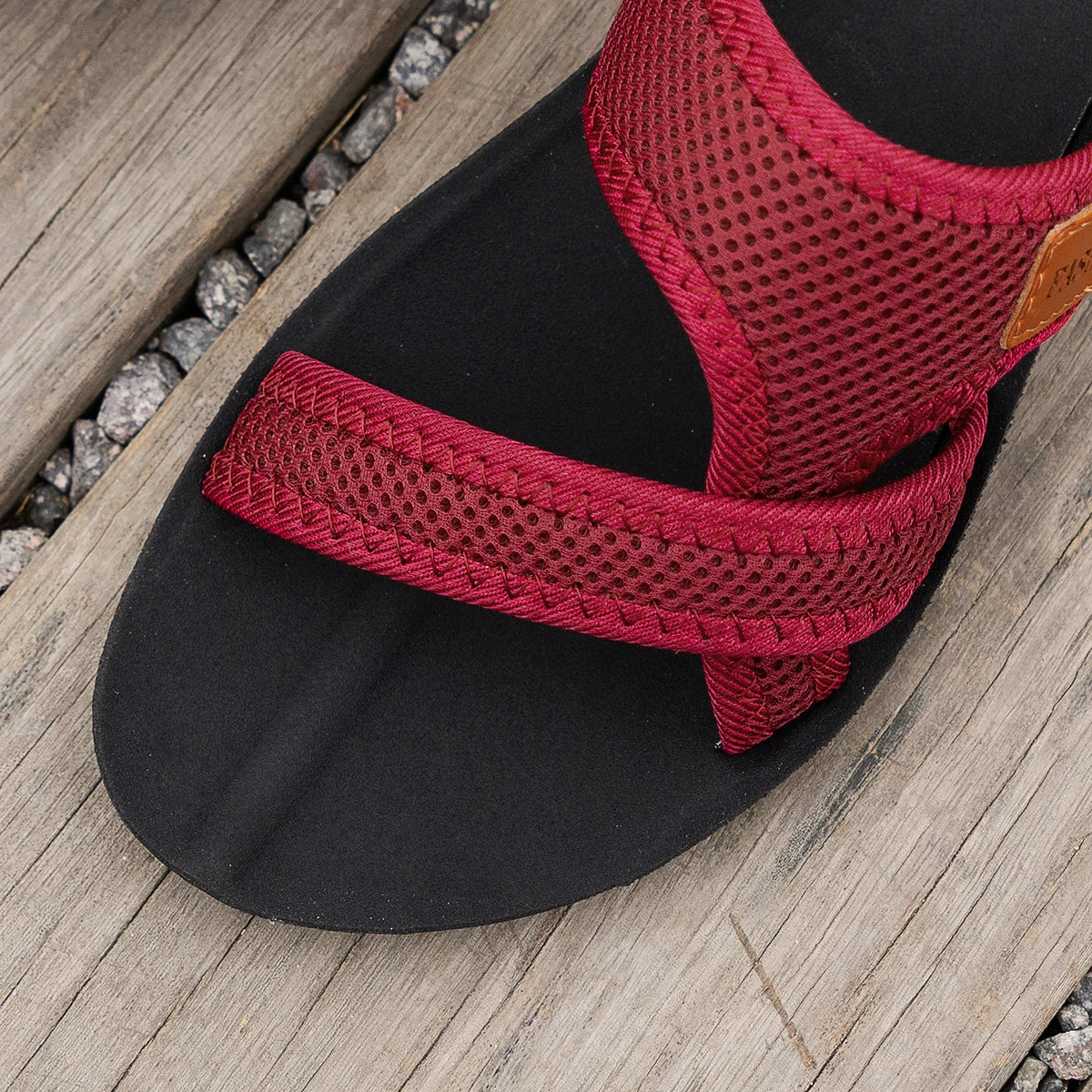Sandales pour femmes de style sportif, à la mode et polyvalentes, en tissu maillé, respirantes, confortables, respectueuses de la peau, adaptées à un usage intérieur et extérieur, sandales plates MAEJORKEN