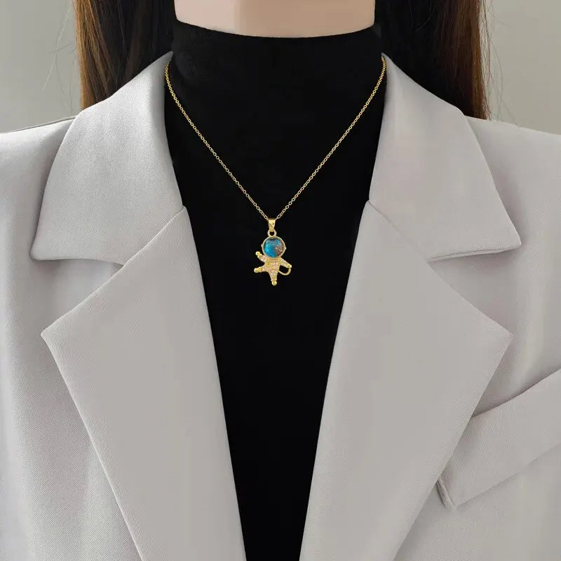 Collier de la série Star Series en acier au titane pour femme, pendentif planète lune et astronome, colliers de la présidence, cadeaux de bijoux, document doré, luxe abordable MAEJORKEN