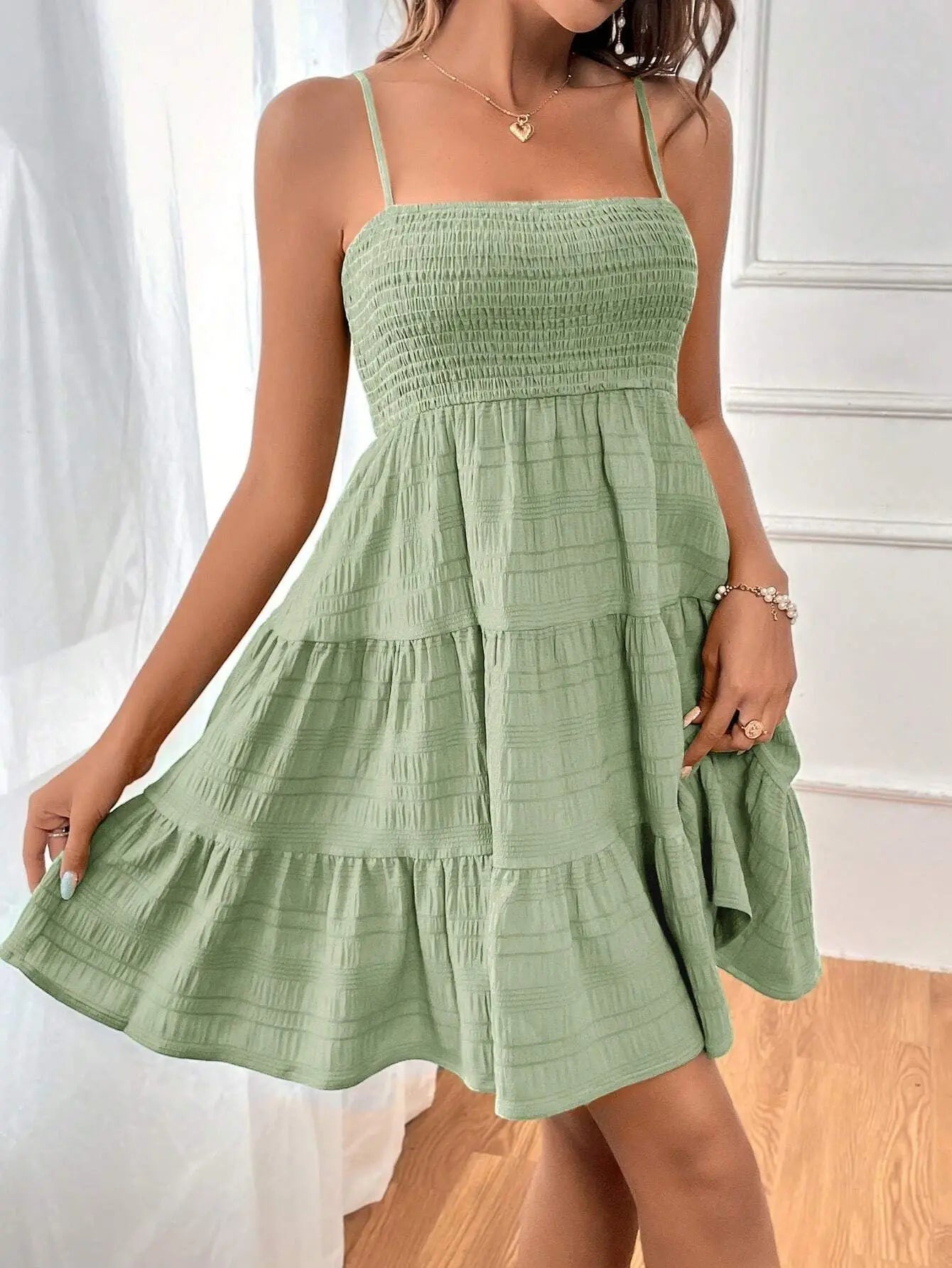 Mode femme Spaghetti sangle smocké Bustier Mini robe bleu à volants à plusieurs niveaux robe trapèze été décontracté vacances vêtements de plage du S au 2XL MAEJORKEN