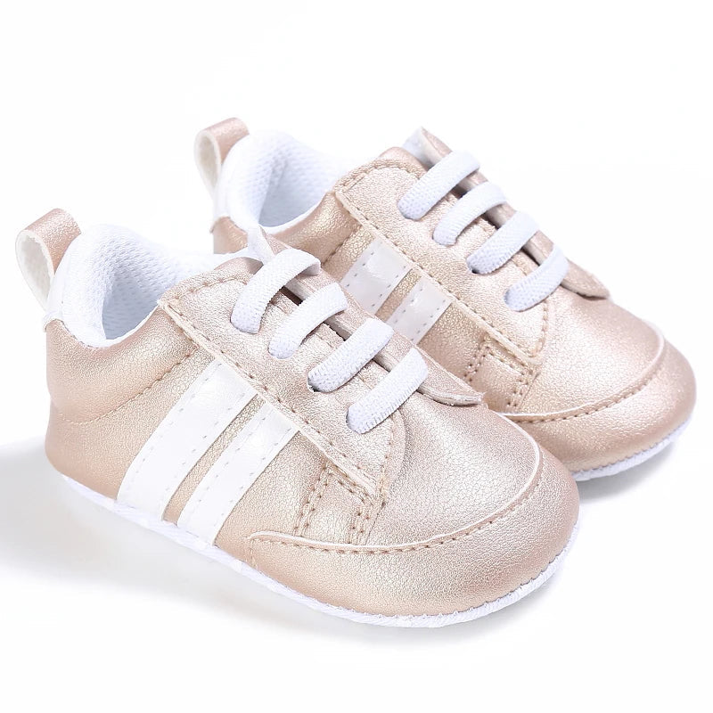 Enfant en bas âge bébé fille chaussures 0 à 3 6 9 12 18 24 mois décontracté mignon or blanc bébé garçon chaussures premiers marcheurs doux berceau chaussures Infantil MAEJORKEN