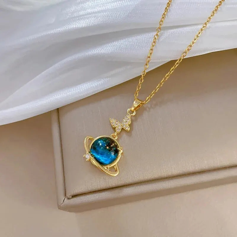 Collier de la série Star Series en acier au titane pour femme, pendentif planète lune et astronome, colliers de la présidence, cadeaux de bijoux, document doré, luxe abordable MAEJORKEN