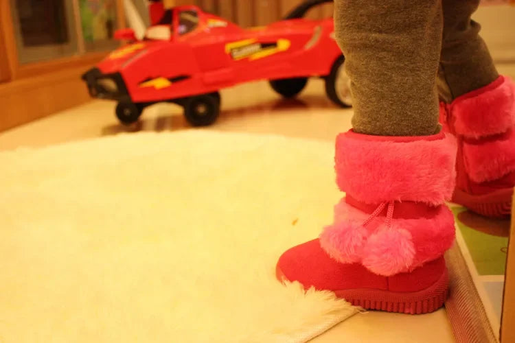 Bottes de neige pour filles, confortables, épaisses et chaudes, pour enfants, boule épaisse, mignonnes, chaussures de princesse, automne, 2023 MAEJORKEN