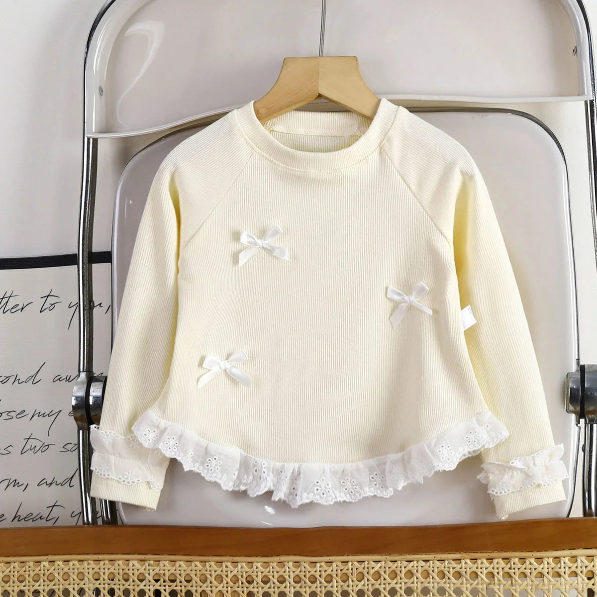 T-shirt à manches longues pour filles, avec nœud en dentelle, Style coréen, chemise inférieure de printemps pour enfants, nouvelle collection automne MAEJORKEN